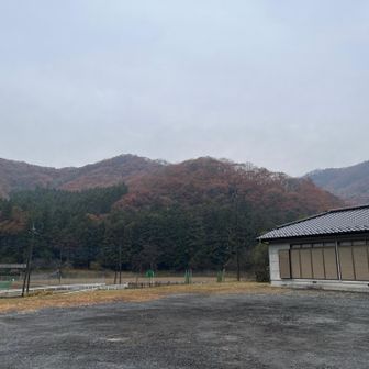 叶花集会所駐車場
私達の車だけでした。