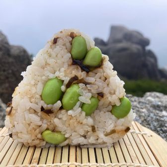 枝豆とキクラゲのおにぎり🍙
