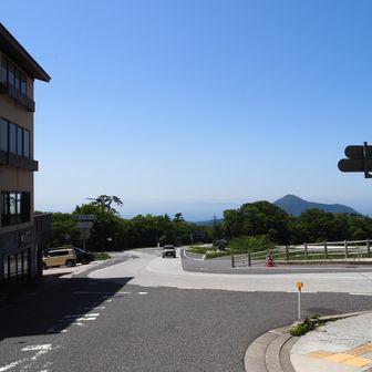 第一駐車場に停めた山友さんを此処で見送って、お終いにしました。👏👏👏