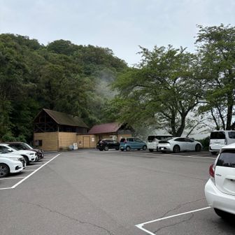 駐車場に戻る