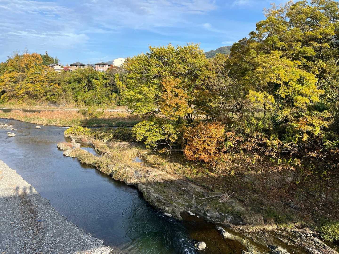 秩父華巌前バス停-大前山-札立峠-破風山-前原山-皆野駅 縦走コースの写真