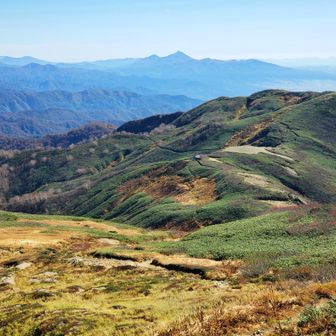 磐梯山、切合·三国小屋稜線、
この写真を撮った時、三国小屋付近、遭難事故があった