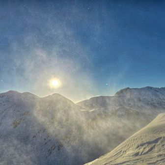 舞う雪煙
キラッキラだけど全く落ち着かない