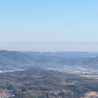遠くに備中国分寺五重の塔