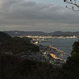 だんだんと暗くなり夜景が・・・✨