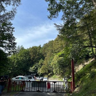 駐車場は第一、第二とも満車でした。