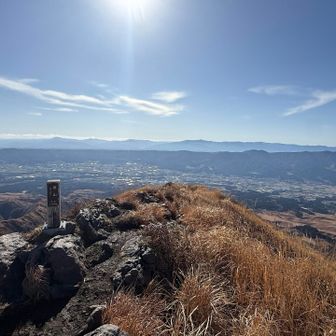 南阿蘇の街並みと山々が作る風景。素晴らしい