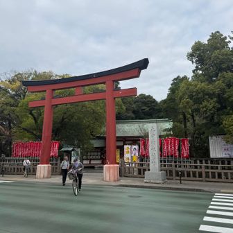 浅間神社　境内に登山口があります