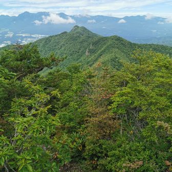さて、男山へ縦走します