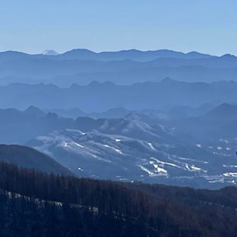 今日は富士山も
手前は軽井沢プリンススキー場