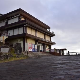 でも体力使いたくない2人は意見が一致し、登りも下りもロープウェイです🤣