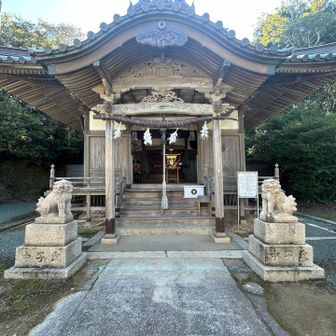 天一稲荷神社に登山安全を祈願
安産の守護神として崇拝されているみたいです