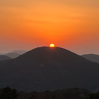 絵に描いたような夕日。