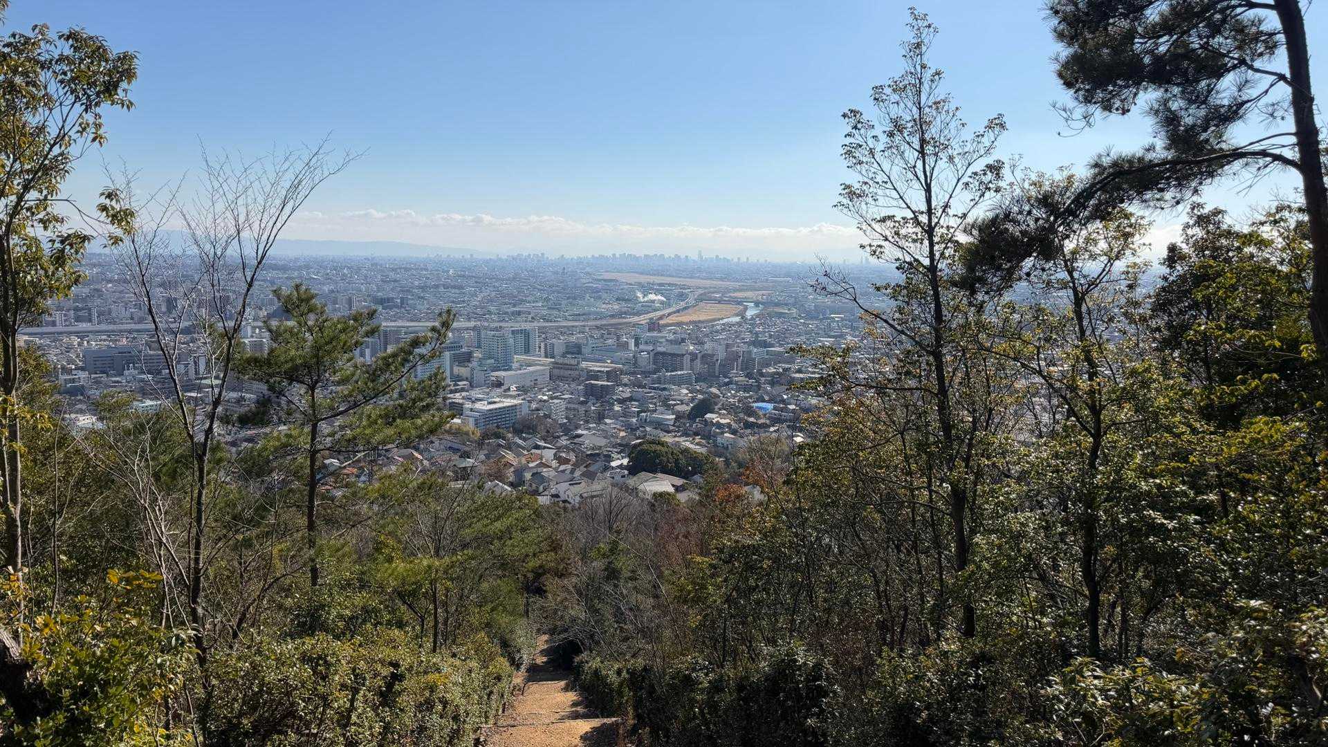 山本駅-燈明山登り口-燈明山-燈明山登り口-満願寺バス停- 縦走コースの写真