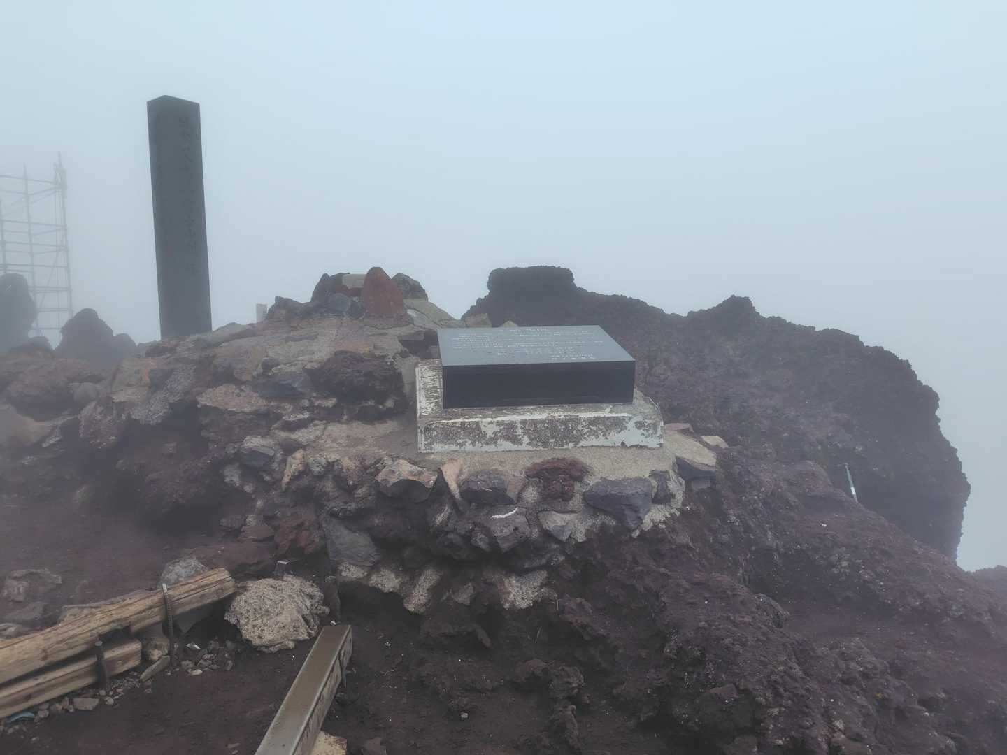6.【🟢富士山(剣ヶ峰)】[3776m]

ついに、日本最高峰に初登頂🎌🎉

ツアーが中止になった時は、次のチャンスは来年以降か？と思っていましたが、諦めなくて良かった〜😅