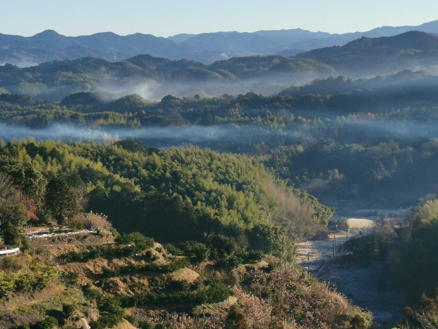 水墨画の奥八女方面😀