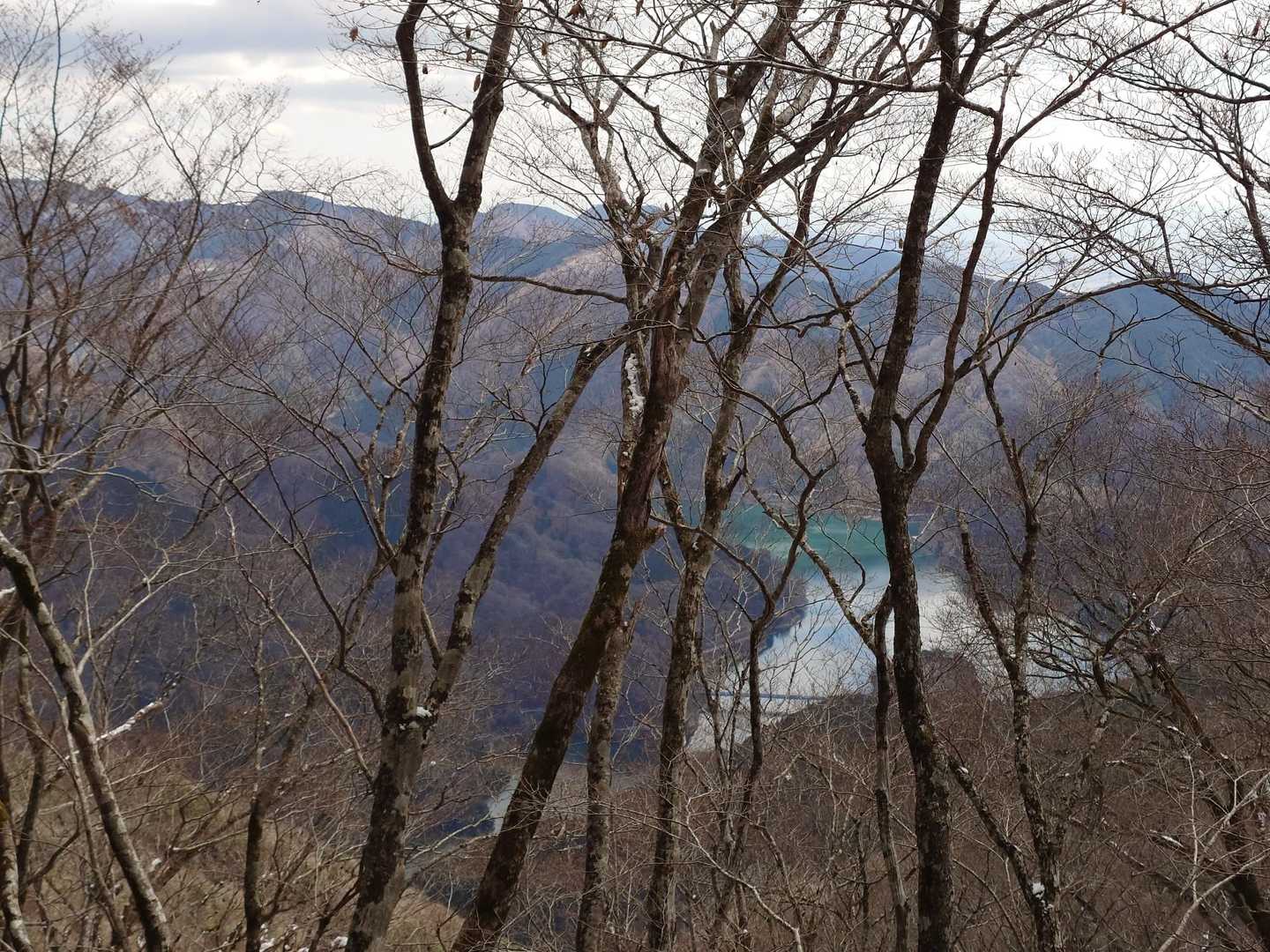 丹沢湖