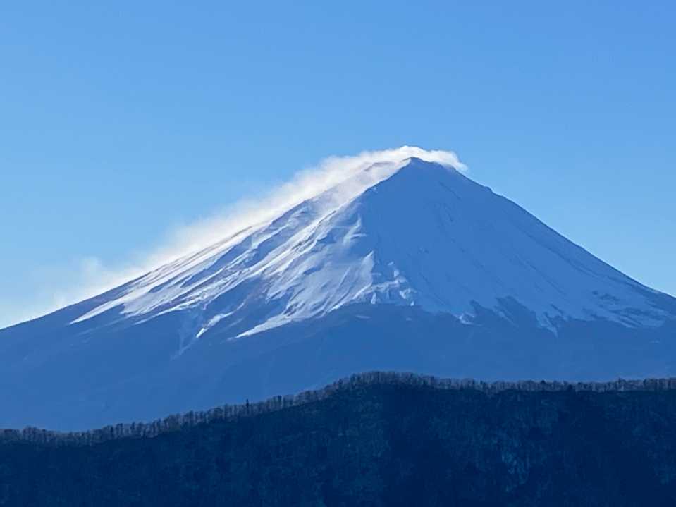 富士山の頂上の暴風🌀が想像できます😱