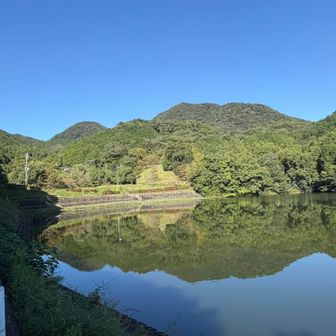 快晴＆鏡の二上山⛰️⛰️