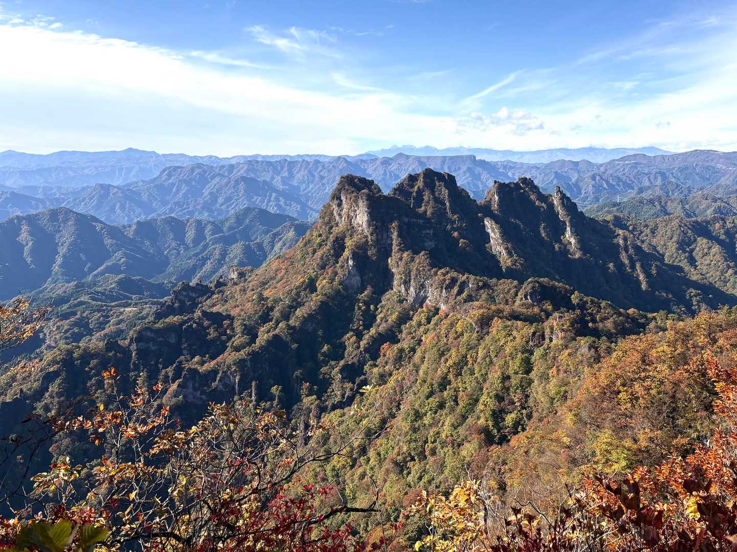 遠くに八ヶ岳も