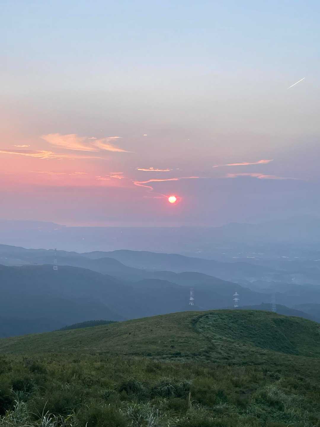 一ノ峯往復 | 広大な草原を独り占め、阿蘇の風景を楽しむ穴場コースの写真