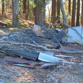 ここにも戦時の跡がもちろんウソです