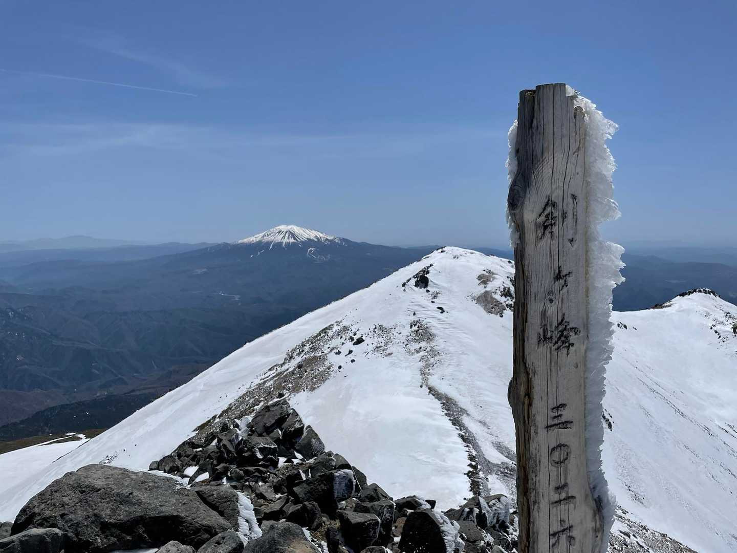 12:35 剣ヶ峰とうちゃこ（3,026m）