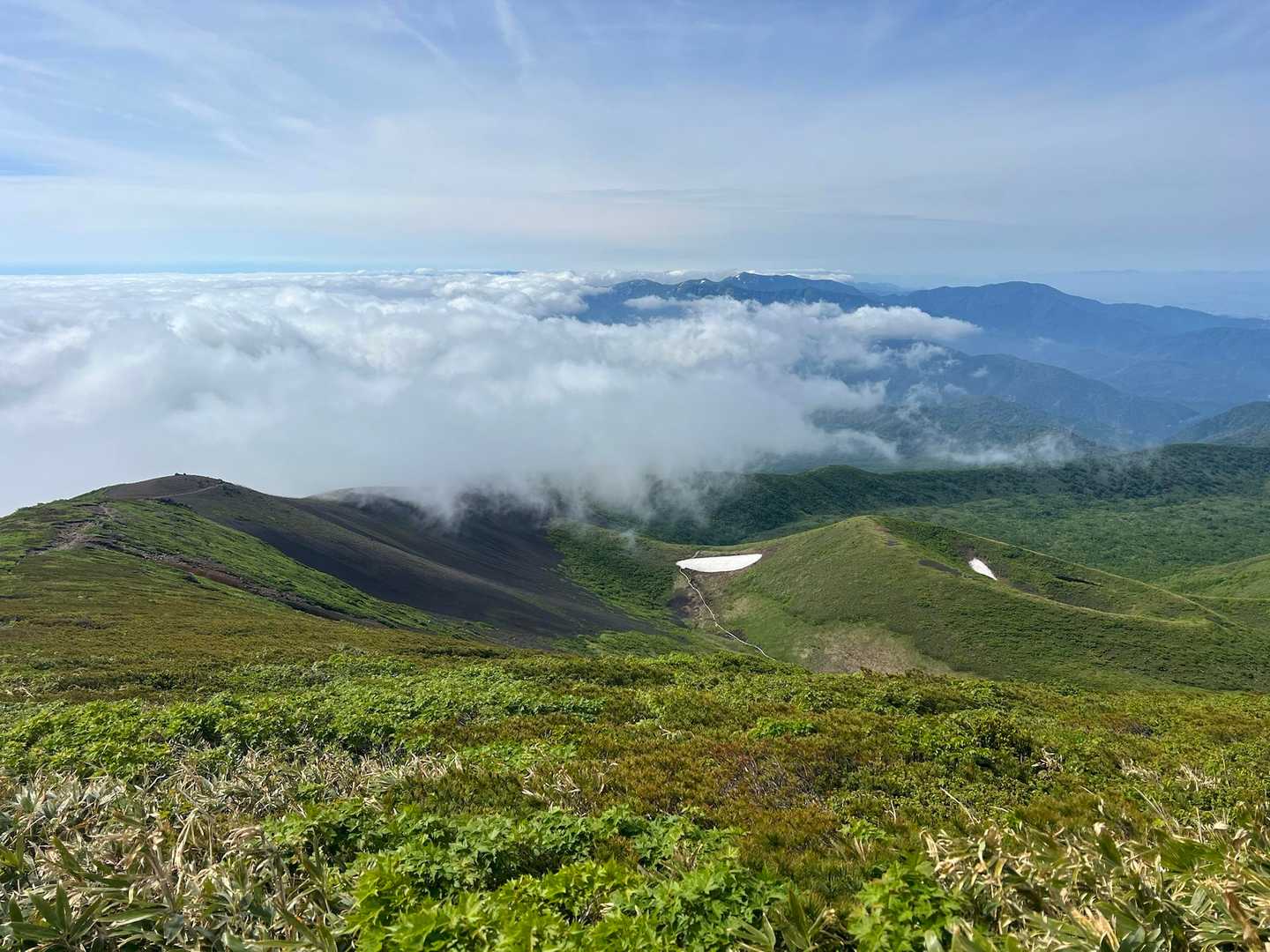 奥羽山脈で天気が変わるのが分かりやすく
