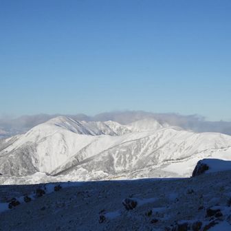 三倉山からの裏那須の峰々🏔️🏔️🏔️