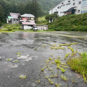 駐車場に着く直前に雨が降り出しました。
なお到着は16:40でした。無事終了です。😆