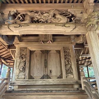 惣岳山の青渭神社