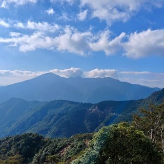 サムネ 帰りは天気回復して市房山の絶景❇️見れました✌️登って良かった😆😆😆