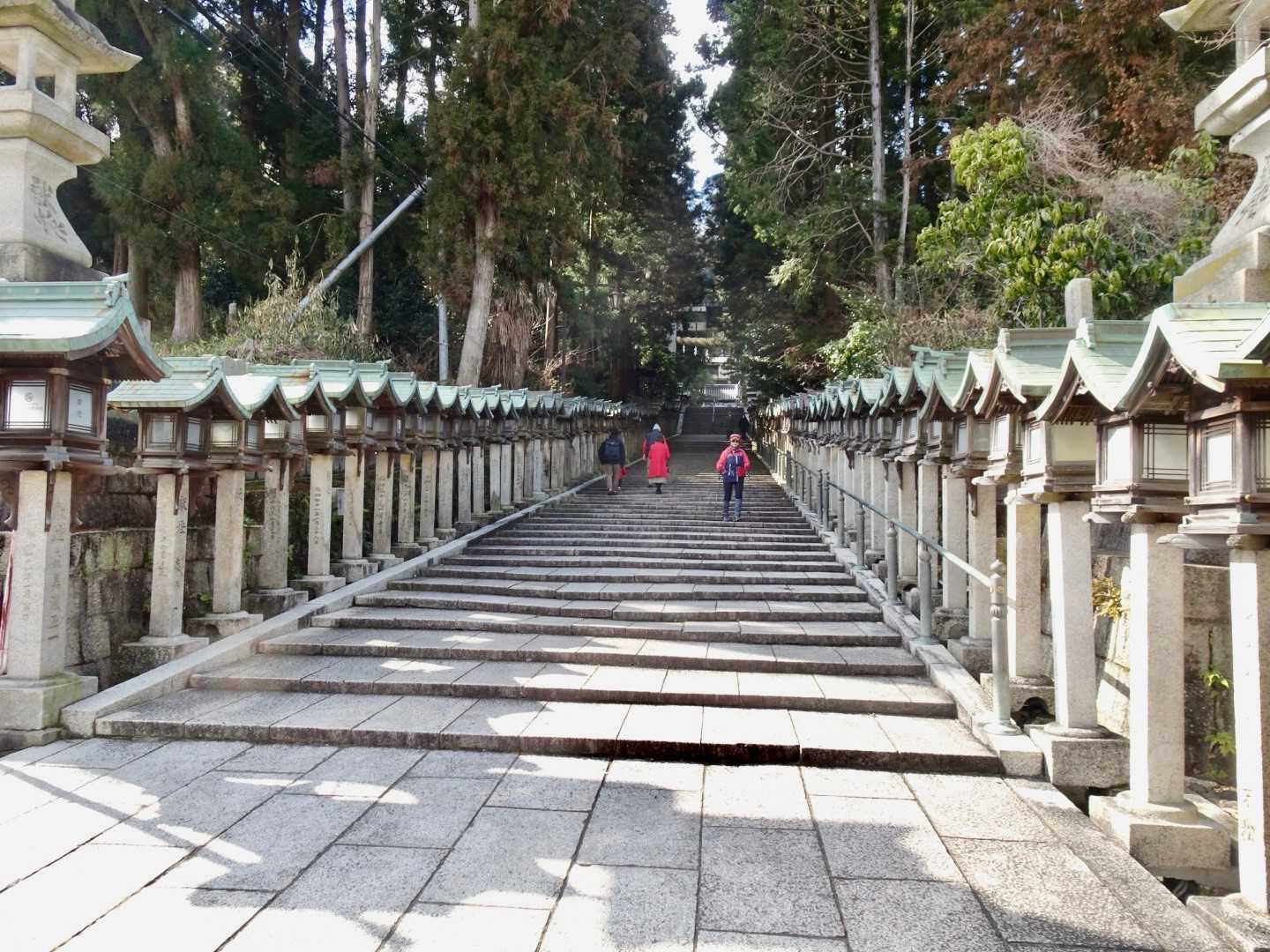信貴山下駅-万葉荘園バス停-西和清陵高校バス停-ハイキング 縦走コースの写真