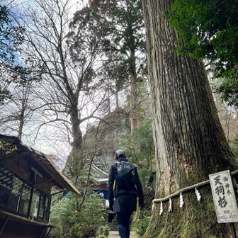 高住神社からスタートします。
いつの間に⁉️上から下まで完璧に高機能ウェアで揃えている🤣