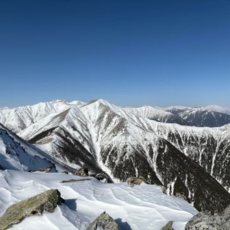 横通岳大天井岳も美しいですね