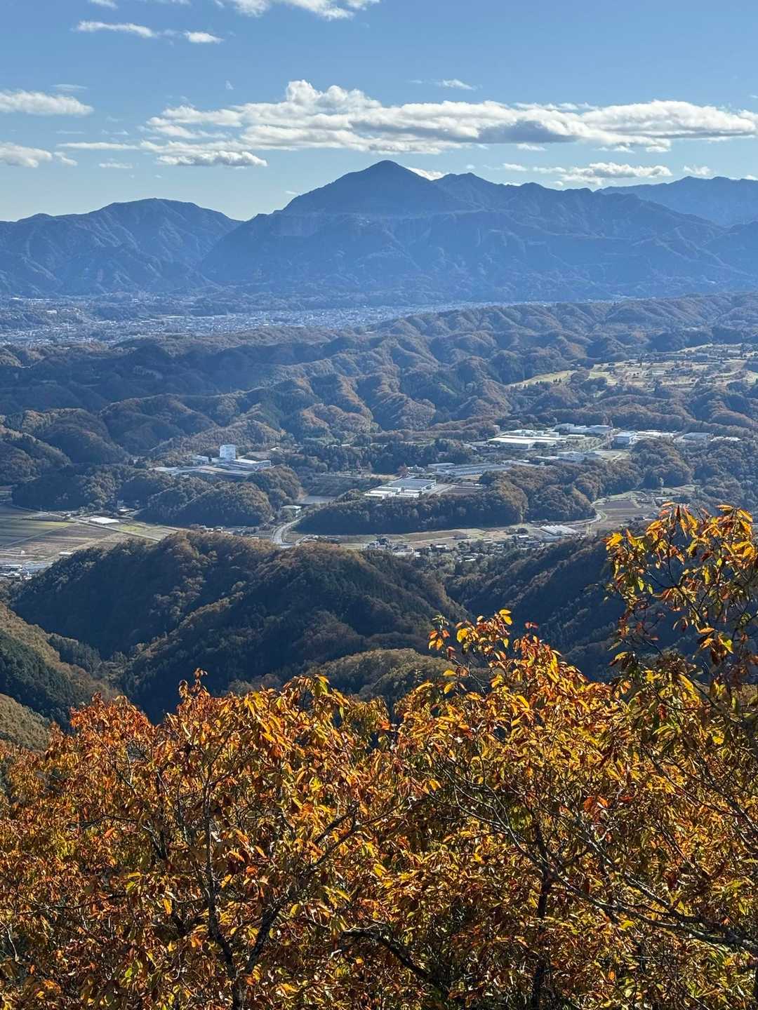 秩父華巌前バス停-大前山-札立峠-破風山-前原山-皆野駅 縦走コースの写真