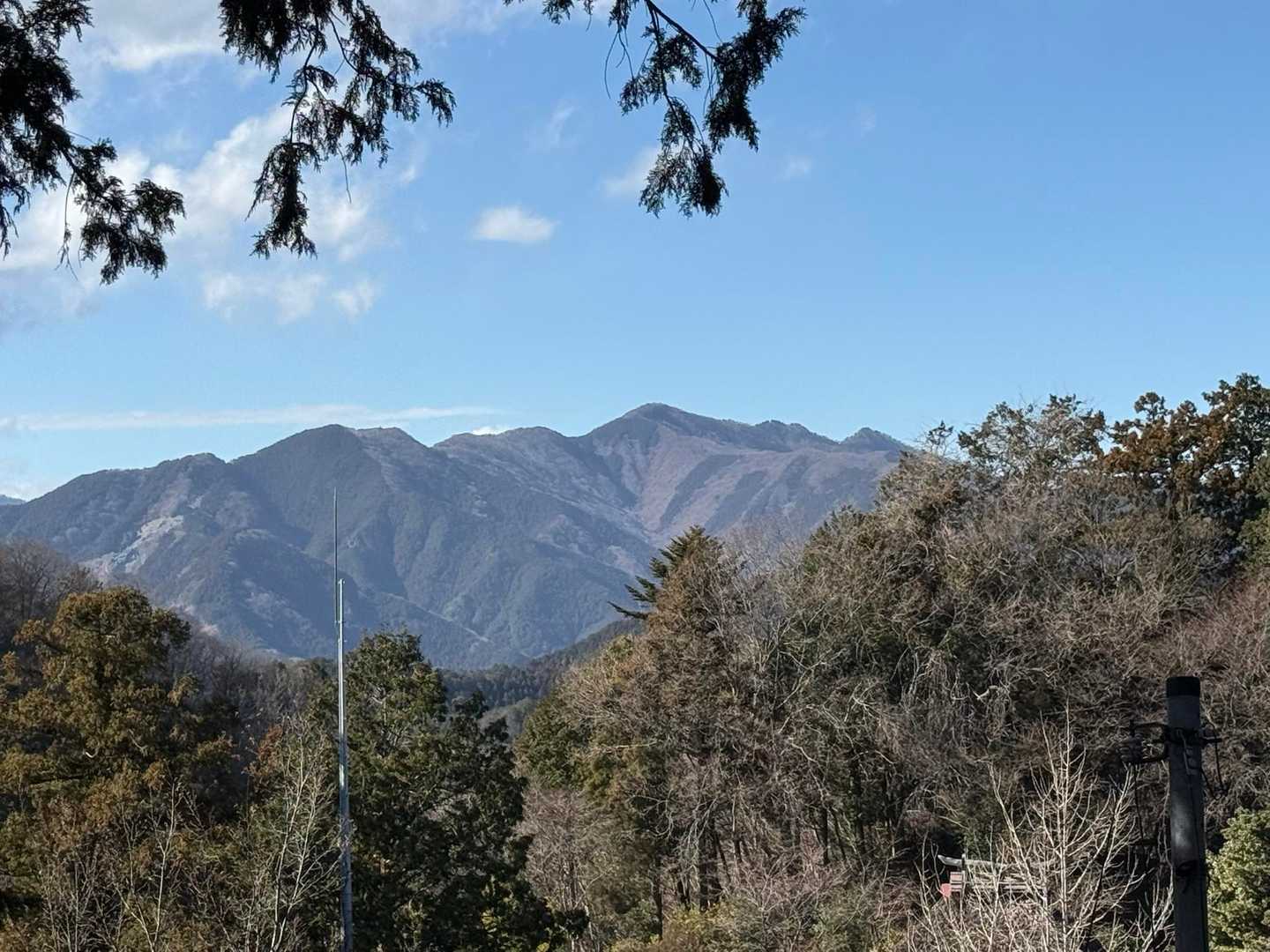 子ノ山からの眺め、大持山など