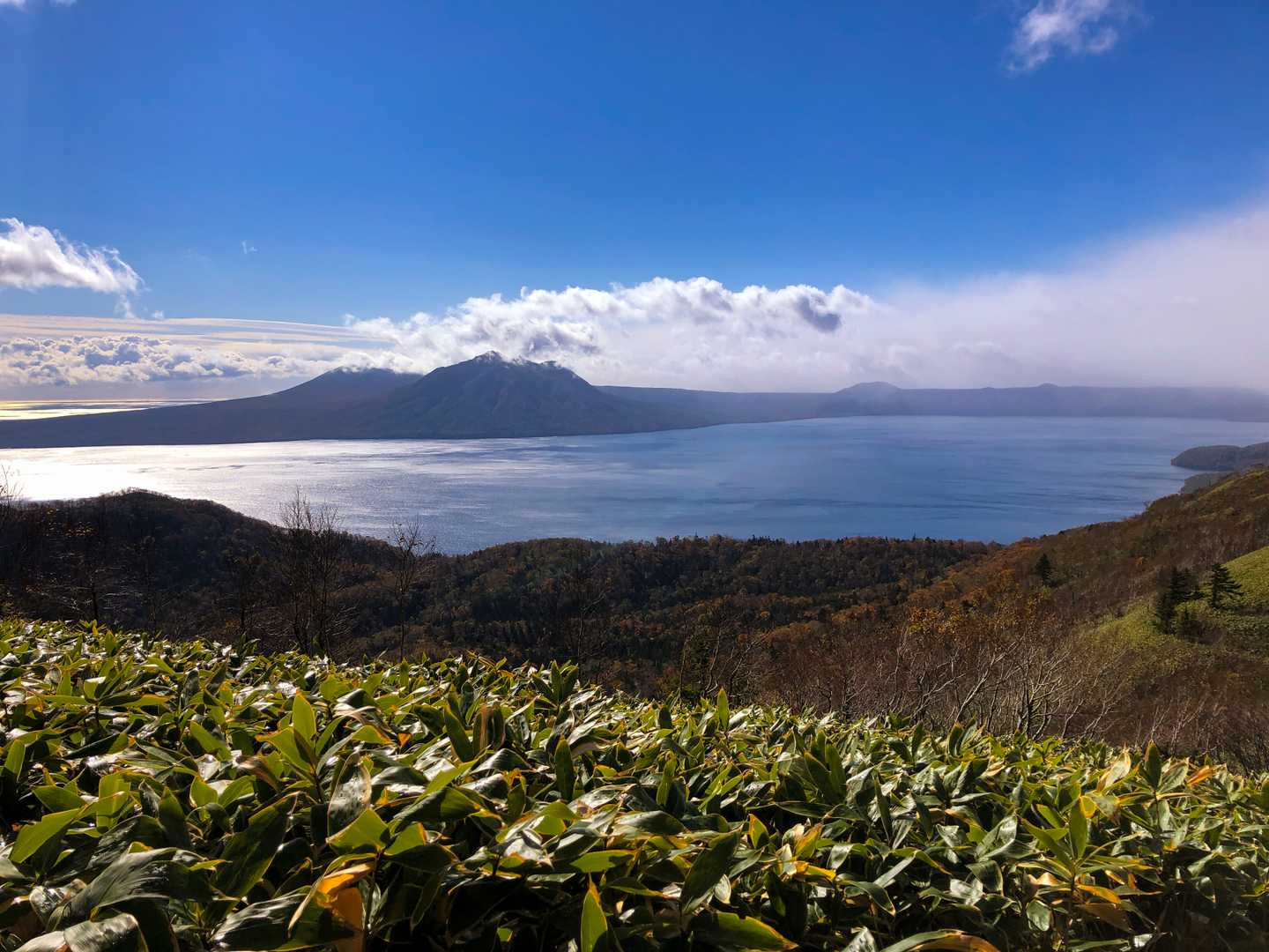 恵庭岳方向から曇出す
