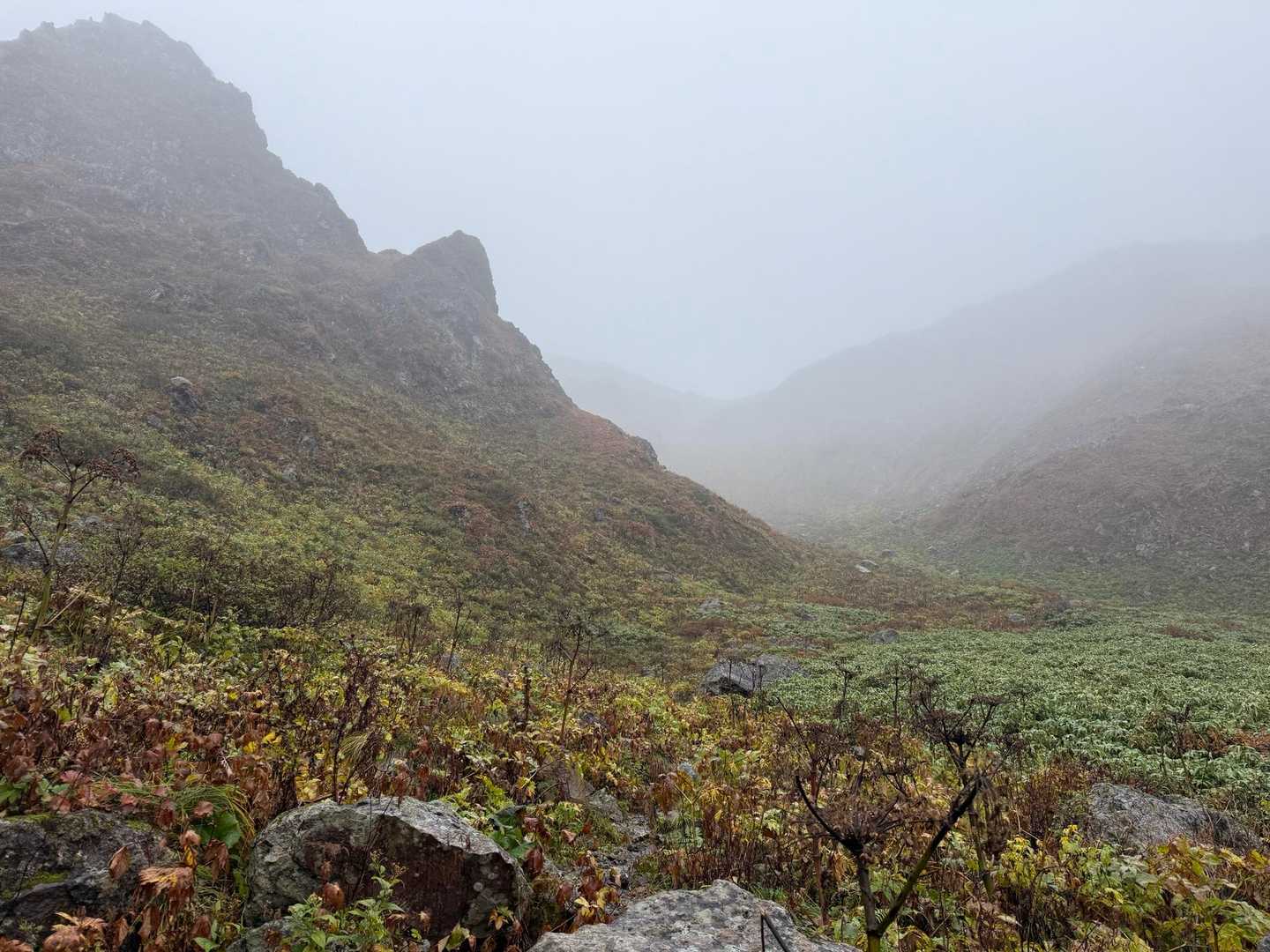 駒池-秋田駒ヶ岳国見コース登山口 縦走コースの写真
