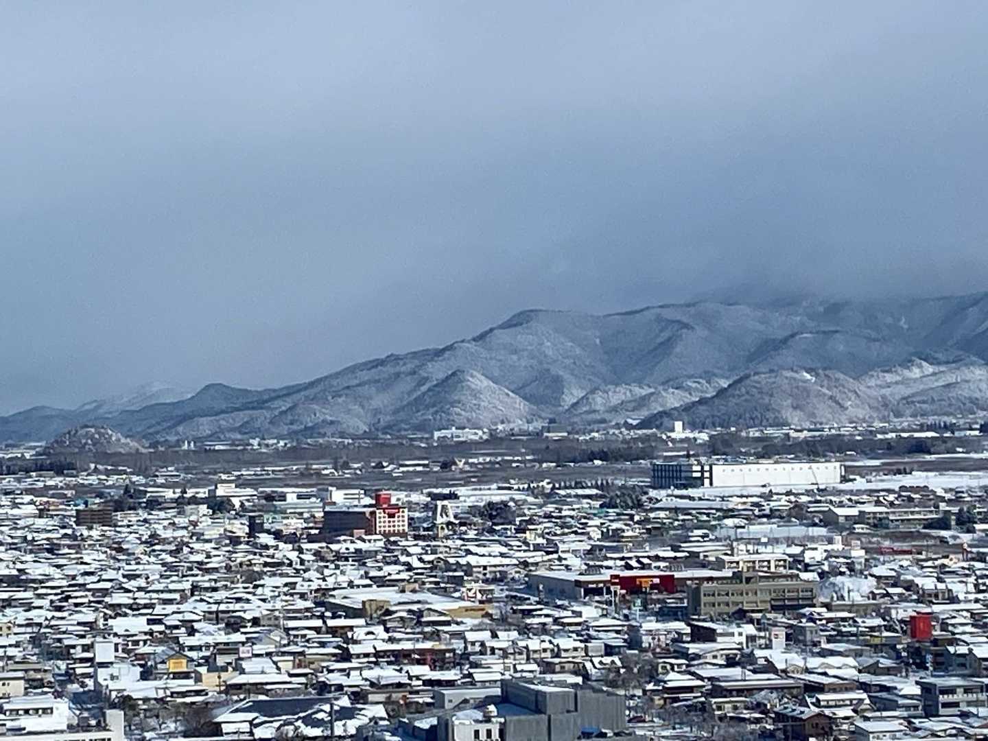 私のホーム🏔️若木山と大森山

今日はこの後で違う大森山行きます✊