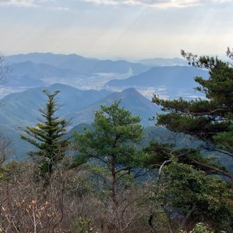 七種槍から善防山・小野アルプス方面