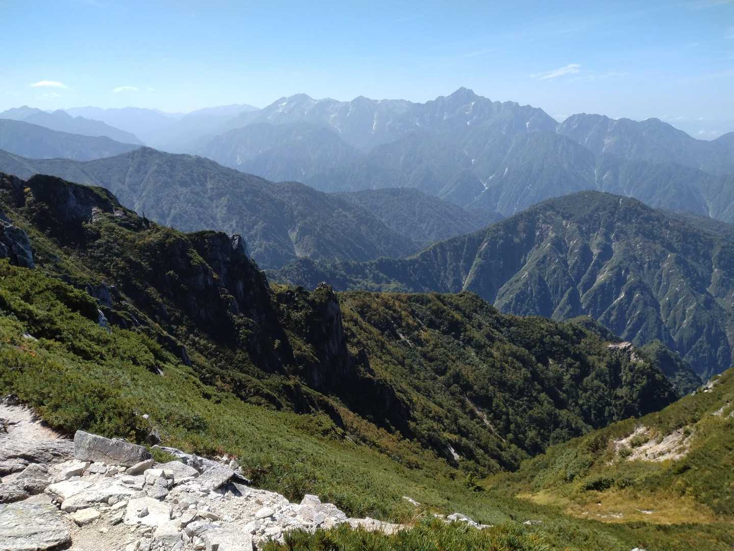 不帰三峰から再び剱岳と立山連峰♪
この日何枚撮ったかな？(笑)