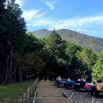 やっと見晴台、大山山頂がくっきり見える