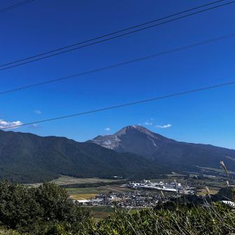 伊吹山