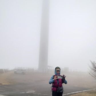 真っ白白何にも見えません
久しぶりのユンさんと
大川原高原スタート