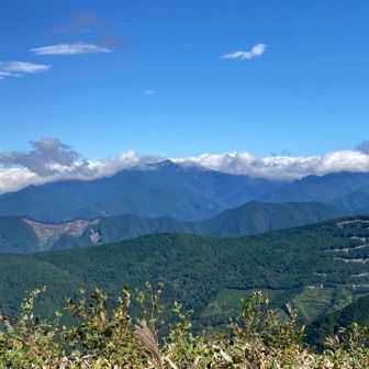 石鎚山方面。