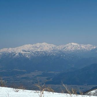 この景色を楽しみながら食事　贅沢です