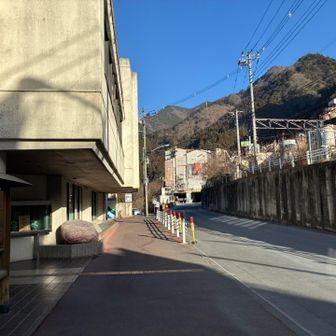 奥多摩駅駐車場からスタート