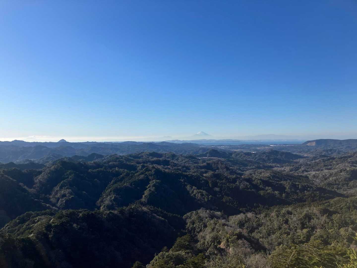 🗻