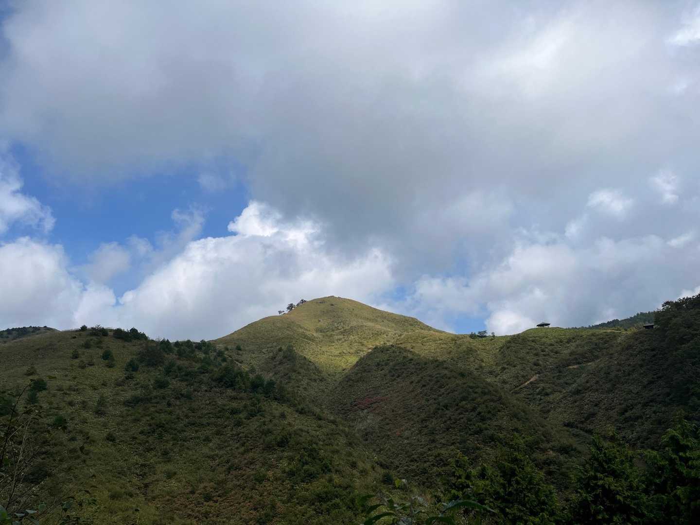 展望台下登山口-雲月峠登山口-岩倉山-雲月山 周回コースの写真
